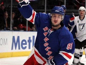 В составе сборной России по хоккею появился новый игрок