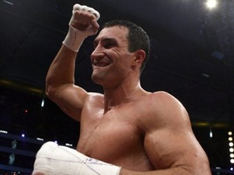 Определена дата боя Кличко – Хэй