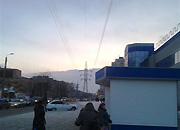 Из-за КЗ крышка люка повредила светофор