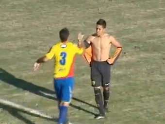 Вратарь забил гол ударом от ворот до ворот