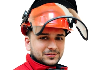 Энергетиков защитят каски российской разработки