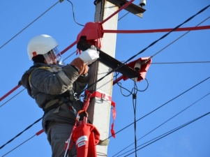 Днепровские электросети тестируют новые средства индивидуальной защиты