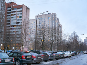 «Ленсвет» в 2022 году заменит 8 км сетей уличного освещения в Приморском районе