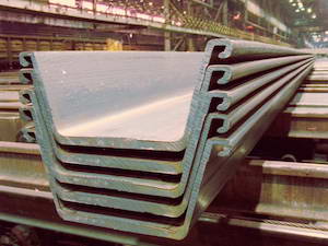 ЕВРАЗ поставляет шпунт на первый в России проект по рекультивации иловых полей