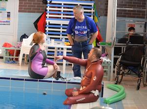 В спорткомплексе Белоярской АЭС впервые прошли соревнования по инклюзивному фридайвингу