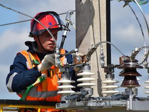 «Кировэнерго» в 2022 году отремонтирует 4894 км ЛЭП