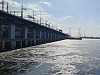 Волжская ГЭС открыла затворы водосливной плотины