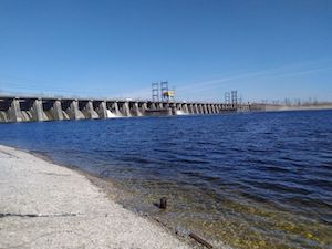 Жигулевская ГЭС открыла водосливную плотину