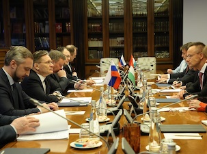 Россия и Венгрия обсудили реализацию проекта строительства АЭС «Пакш-2»