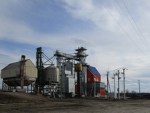 «Саратовские РС» выдали сельхозпредприятию 400 кВт электрической мощности