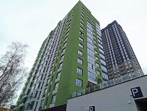 В Екатеринбурге электрифицирован новый жилой комплекс в микрорайоне Пионерский