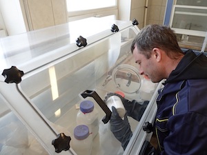 Ученые Росатома создали производство высокочистого вещества для нефтехимии