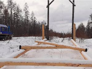 «Якутскэнерго» заменило изношенные опоры на ЛЭП «Хандыга — Крест-Хальджай»