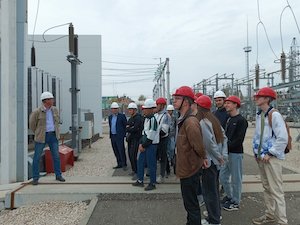 «Самарские РС» организовали для будущих энергетиков экскурсию на подстанцию 110 кВ АСК-2