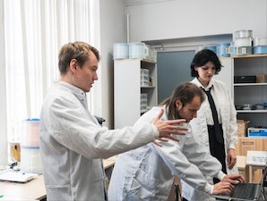 Учёные ИМСС УрО РАН и Пермского Политеха научились точнее находить повреждения в фотонных структурах