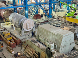 На строящейся Артёмовской ТЭЦ-2 в Приморье установлена на фундамент вторая газовая турбина