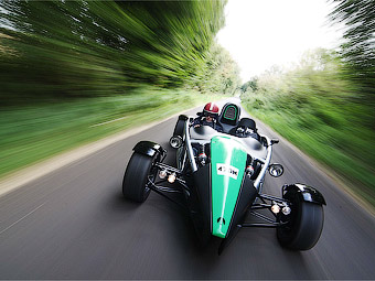 Производитель спорткара Ariel Atom готовит экологически чистую модель