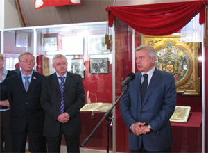 ЛУКОЙЛ представляет выставку «Династия Нобелей для России»