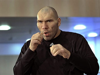 Валуев нашел трех двойников Чагаева