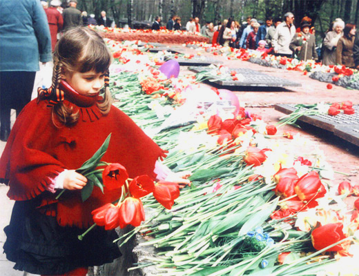 Работники «Брянскэнерго» собрали для ветеранов 118 тыс. руб.