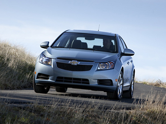 В седанах Chevrolet Cruze обнаружили неисправные рули