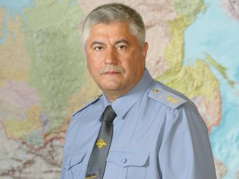 Глава ГУВД Москвы предложил лишать должников водительских прав