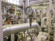 «Сосновоборэлектромонтаж» модернизирует оборудование технологических систем Киришского НПЗ