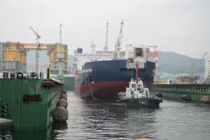 Спущен на воду второй танкер класса Arc7 для круглогодичного вывоза нефти с Нового порта