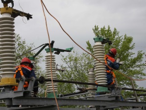 «Саратовские распределительные сети» ремонтируют подстанции в Энгельсском муниципальном районе