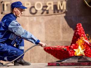 Газовики Подмосковья провели обслуживание мемориальных комплексов «Вечный огонь»