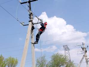 «Оренбургэнерго» обновит более 7 000 км ЛЭП всех классов напряжения