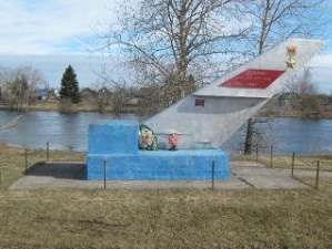 «Карелэнерго» приводит в порядок мемориалы и памятные плиты в ряде населенных пунктов