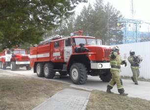 «Тюменьэнерго» привлекло к учениям пожарные части города Урая и поселка Зеленоборск