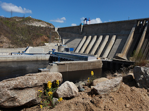 Бурейская ГЭС работает в режиме наполнения водохранилища