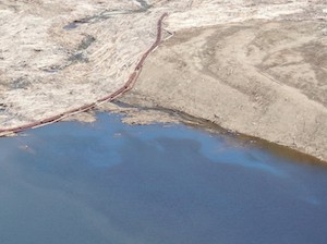 Росприроднадзор обнаружил нефтепродукты в акватории Саяно-Шушенского водохранилища