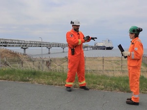 «Сахалин Энерджи» заменит рукава для отгрузки газа на причале завода по производству СПГ