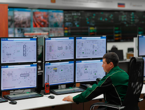 Комплекс «ТАНЕКО» освоил выпуск базового масла вязкостью 6 сантистокс