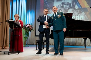 Главный инженер «Няганьгазпереработка» награжден медалью МЧС «За содружество во имя спасения»