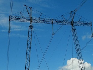 МЭС Урала заменили дистанционные распорки и гасители вибрации на ЛЭП 500 кВ «Воткинская ГЭС – Вятка»