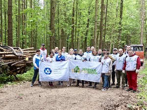Смоленская АЭС: атомщики очистили лесопарковую зону в рамках Всероссийской акции «Зелёная весна»