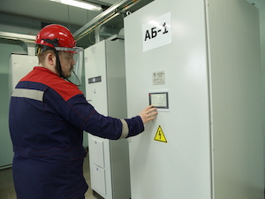 УЭХК оснастил три собственные электроподстанции литий-ионными накопителями энергии