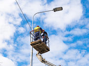 «Ленсвет» установит 60 светодиодных фонарей на улице Бурцева