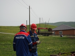 «Ингушэнерго» реконструирует воздушную ЛЭП в Малгобекском районе