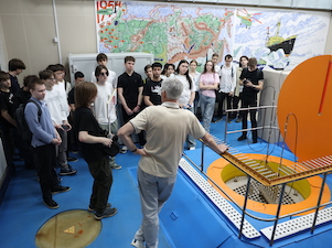 Более тысячи школьников пройдут предпрофессиональные каникулы в МЭИ