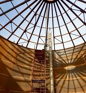 «РМ Рейл» поставила вертикальные резервуары для нефтебазы в Челябинской области