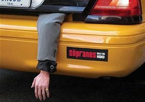 Трупу две недели выписывали штрафы