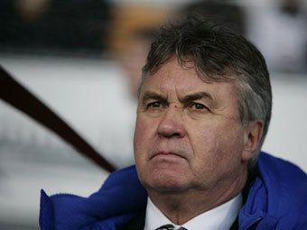 Хиддинк перечислил потери сборной России перед матчем с Финляндией