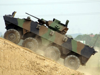 Армия Франции получила 200 бронетранспортеров VBCI