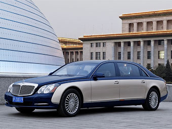 Объявлены российские цены на обновленные седаны Maybach
