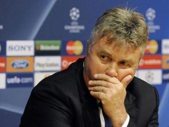 Хиддинк отказался от должности в голландском клубе